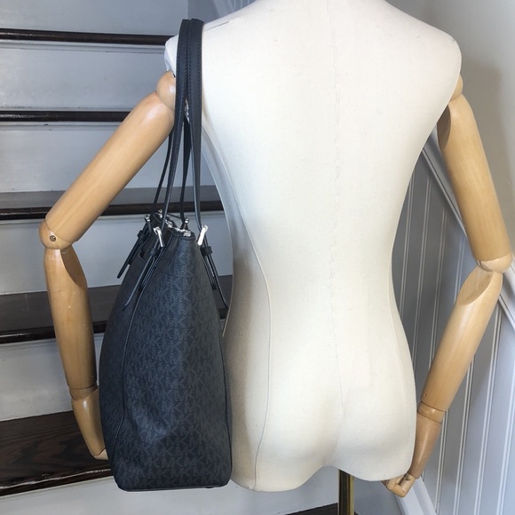 MICHAEL KORS Black Shoulder Strap Top Zipper Shoulder Bag Black Grey Monogram - Picture 3 of 17